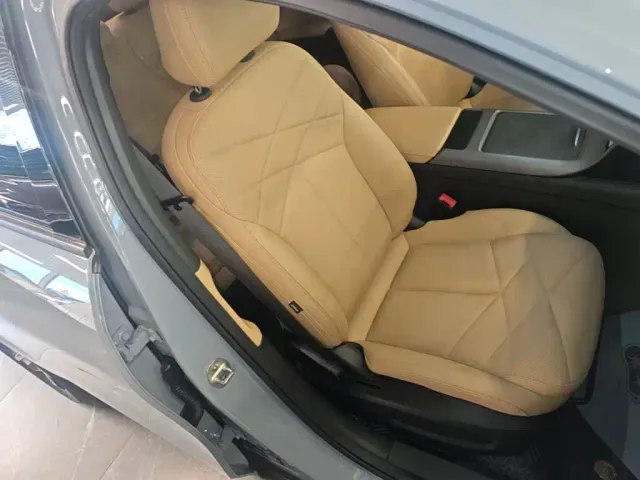 Geely Galaxy L6 — Фото автомобиля 24