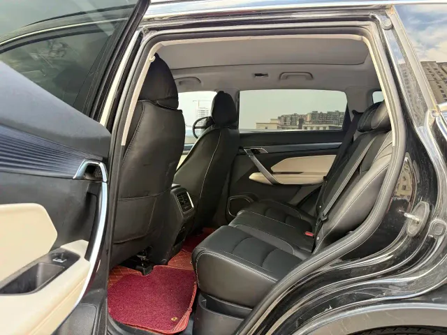 Geely Boyue — Фото автомобиля 8