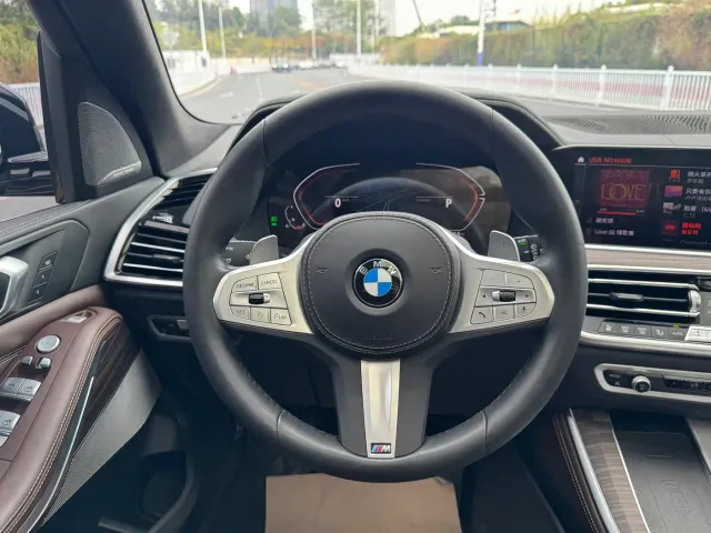 BMW X5 — Фото автомобиля 23