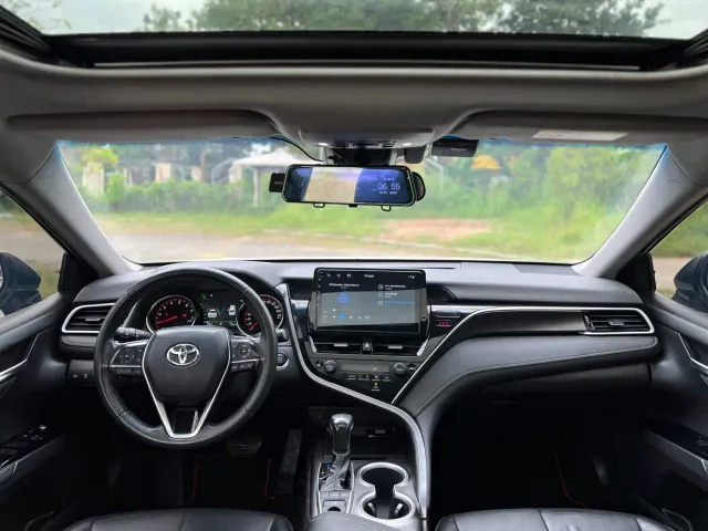Toyota Camry — Фото автомобиля 10