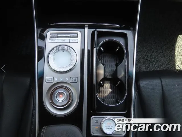 Genesis GV80 — Фото автомобиля 14