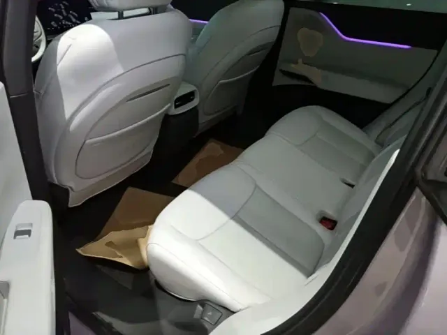 Xpeng G6 — Фото автомобиля 16