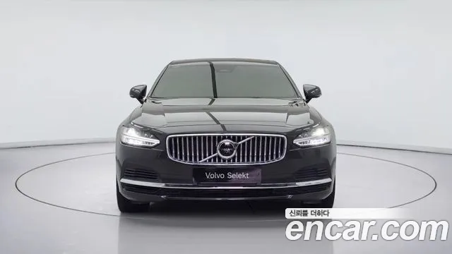 Volvo S90 — Фото автомобиля 2