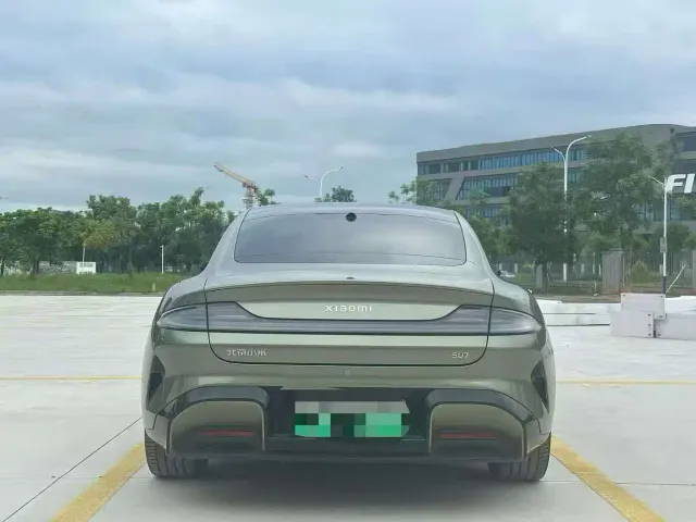 Xiaomi SU7 — Фото автомобиля 8