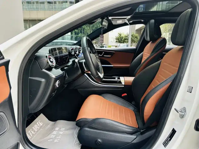 Mercedes-Benz C-Class — Фото автомобиля 11