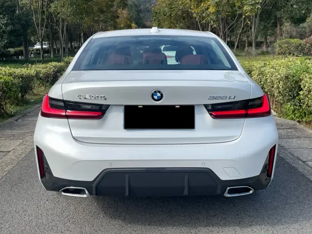 BMW 3 Series — Фото автомобиля 5