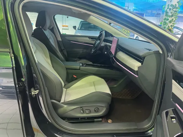 Volkswagen ID.7 Vizzion — Фото автомобиля 7