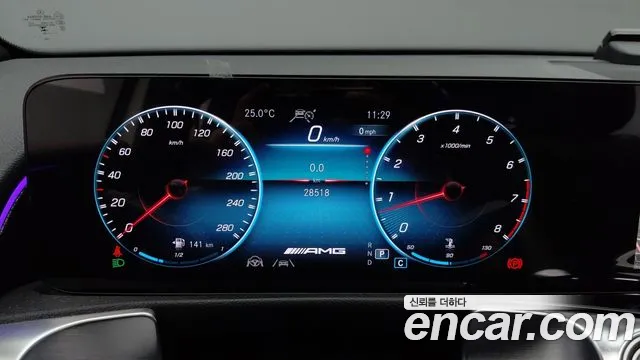 Mercedes-Benz GLB-Class — Фото автомобиля 12