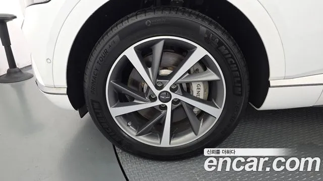 Genesis GV80 2.5T Бензин 2WD — Фото автомобиля 5