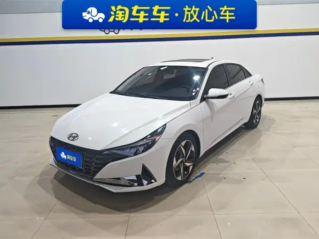 Фотография автомобиля — Hyundai Elantra