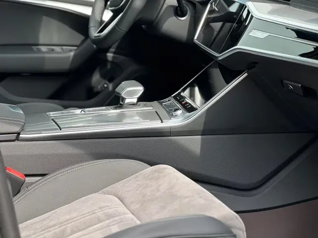 Audi Audi A6L 2024 40 TFSI Luxury Dynamic — Фото автомобиля 9