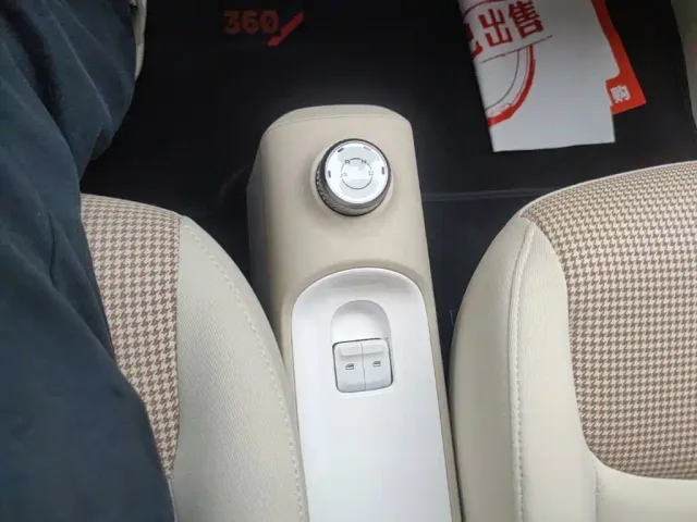 Wuling Hongguang Mini EV — Фото автомобиля 13