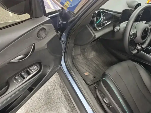 BYD Dolphin 2024 Glory Edition 420km Fashion Edition — Фото автомобиля 15