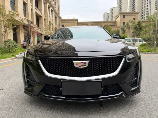 Cadillac CT5 — Фото автомобиля 2