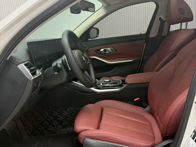 BMW 3 Series — Фото автомобиля 18