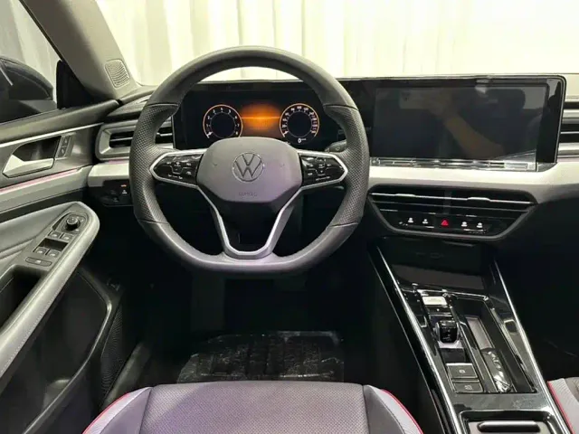 Volkswagen Lamando — Фото автомобиля 11