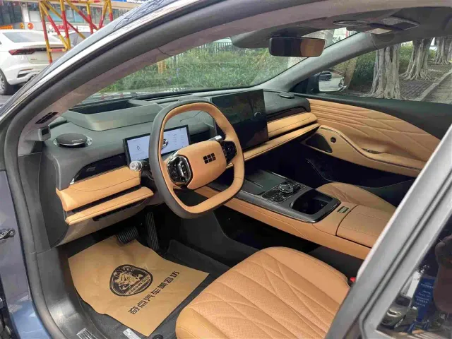 Geely Galaxy Xingyao 8 — Фото автомобиля 9
