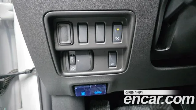 Renault-KoreaSamsung QM6 Новый QM6 2.0 GDe LE Signature 2WD — Фото автомобиля 12
