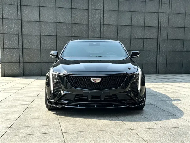 Cadillac CT5 — Фото автомобиля 2