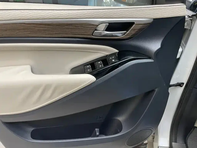 GAC Trumpchi M8 — Фото автомобиля 7
