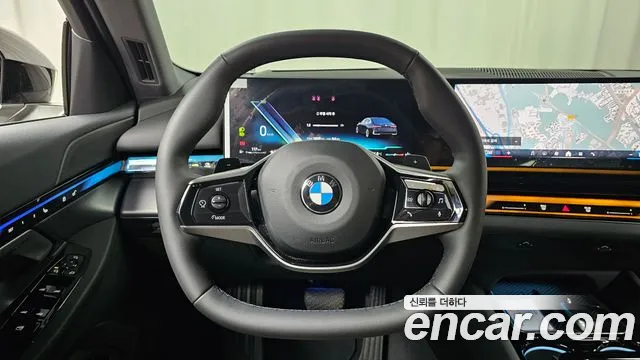 BMW 5-Series — Фото автомобиля 12