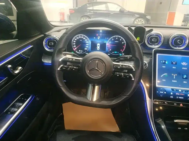Mercedes-Benz C-Class — Фото автомобиля 2