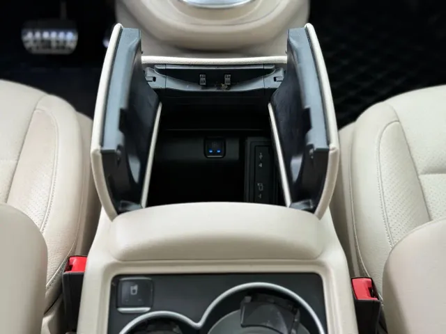 Mercedes-Benz V-Class — Фото автомобиля 15