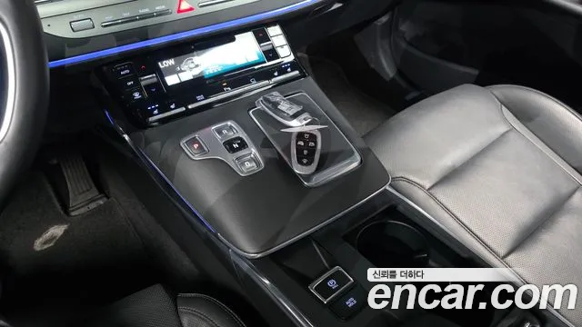 Hyundai Grandeur Новый Grandeur IG — Фото автомобиля 9