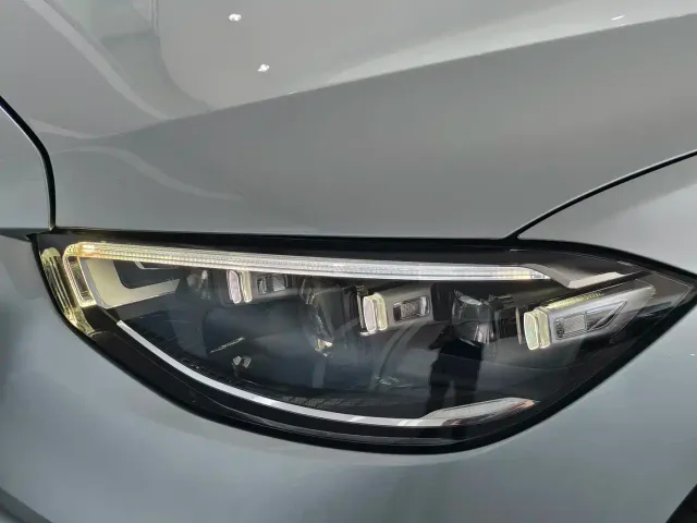 Mercedes-Benz S-Class — Фото автомобиля 17