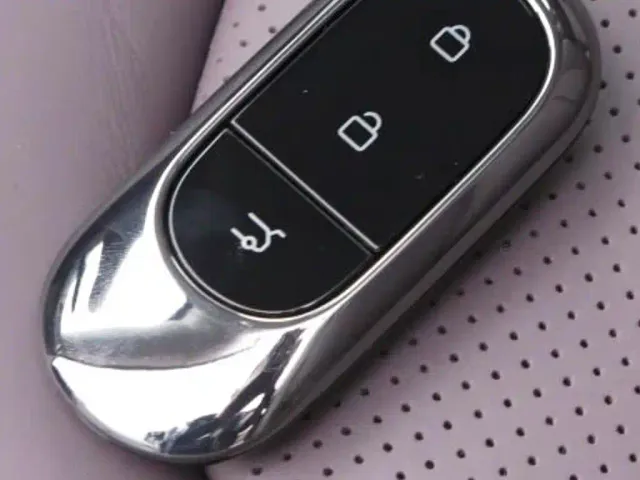 Leapmotor C11 — Фото автомобиля 9