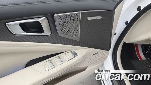 Kia K8 (New) Hybrid — Фото автомобиля 30