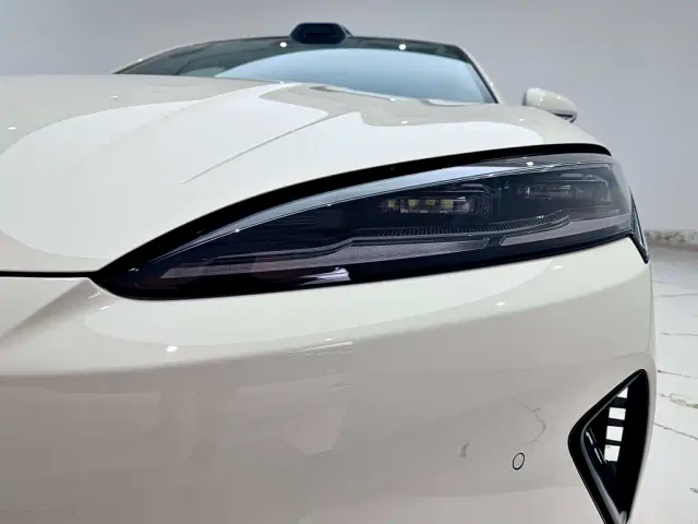 BYD Seal 07 DM-i — Фото автомобиля 4