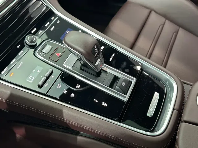 Porsche Panamera — Фото автомобиля 14