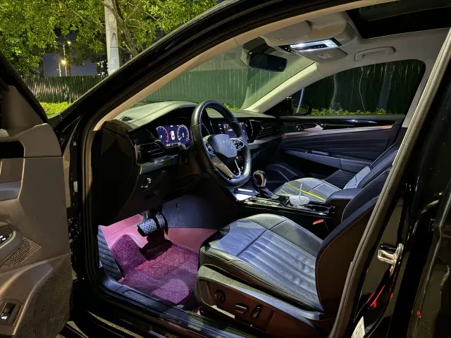 Volkswagen Passat — Фото автомобиля 2