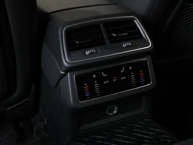 Audi A7 — Фото автомобиля 14