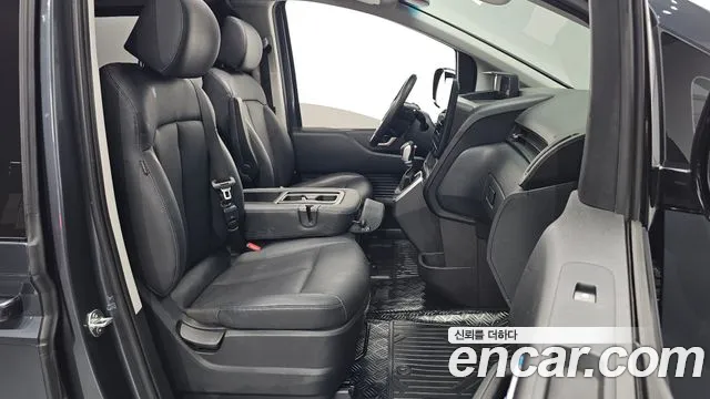 Hyundai Staria Staria L3.5 Tourer 11 мест — Фото автомобиля 20