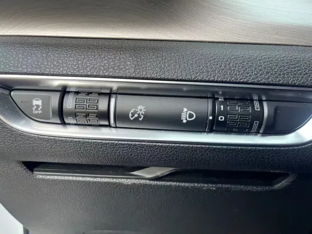 Geely Binyue — Фото автомобиля 18