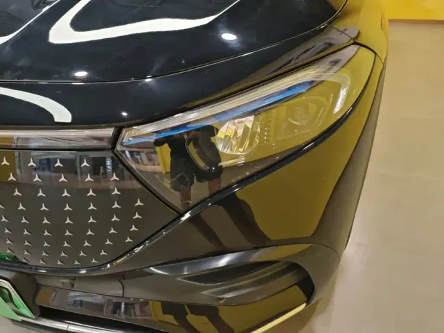 Mercedes-Benz EQB — Фото автомобиля 23