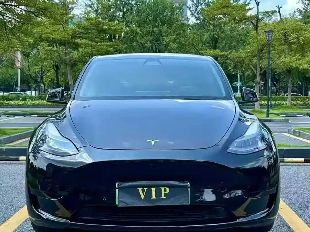 Tesla Model Y 2022 Facelift Rear-Wheel Drive Version — Фото автомобиля 2