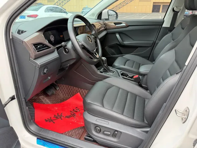 Volkswagen Tharu — Фото автомобиля 10