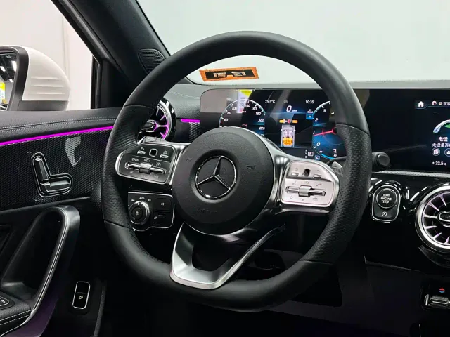 Mercedes-Benz A-Class — Фото автомобиля 16