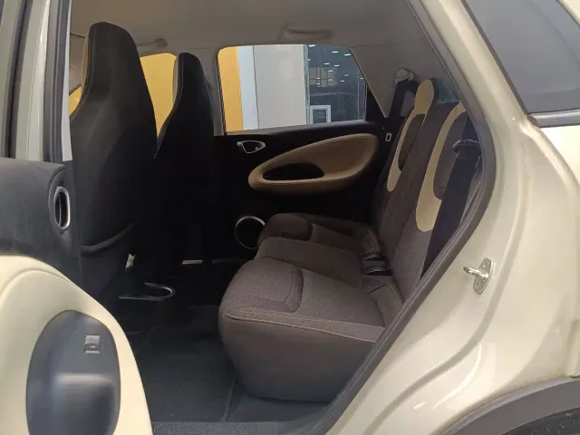 Wuling Bingo — Фото автомобиля 20