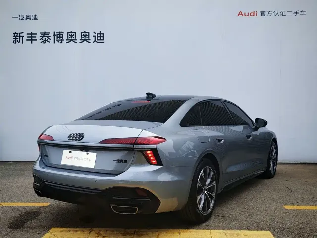 Audi A6L — Фото автомобиля 6
