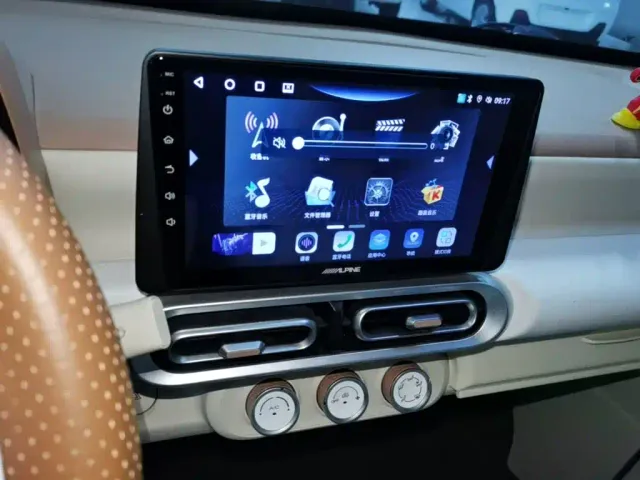 Wuling Hongguang Mini EV — Фото автомобиля 12