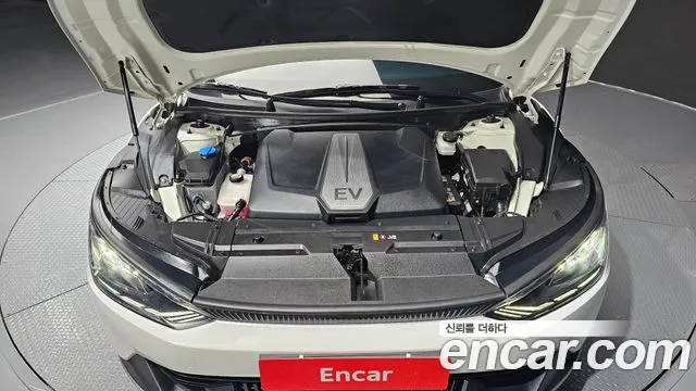 Kia EV6 — Фото автомобиля 6