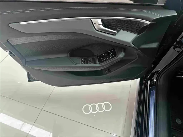 Audi A6L — Фото автомобиля 6