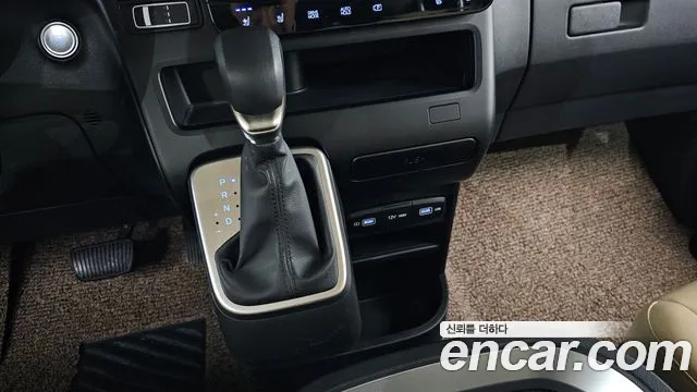 Hyundai Staria Staria Карго 5 мест — Фото автомобиля 9
