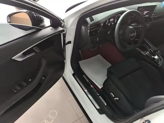 Audi Audi A4L 2024 40 TFSI Luxury Dynamic — Фото автомобиля 15