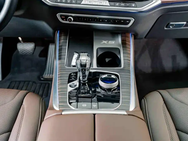 BMW X5 — Фото автомобиля 15