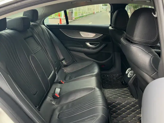 Mercedes-Benz CLS-Class — Фото автомобиля 15